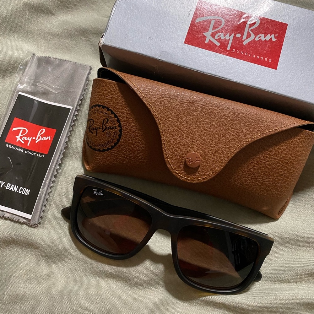 1 DAY SALE Ray ban sunglasses, NWT